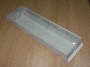 hodivnytsya-plastmasova-stelova-zi-shklom-na-1,5-l